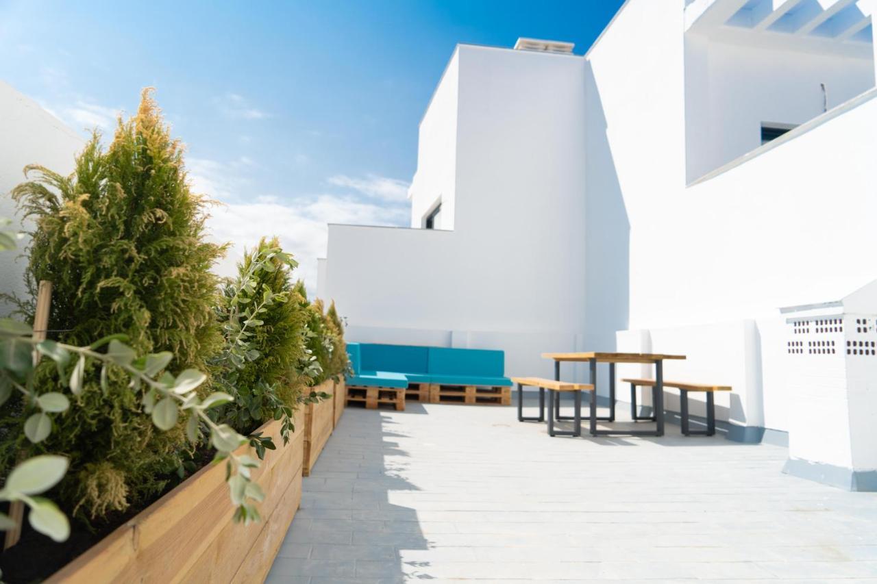 דירות טריפה Central Penthouse With Large Private Terrace, 2 Bd מראה חיצוני תמונה